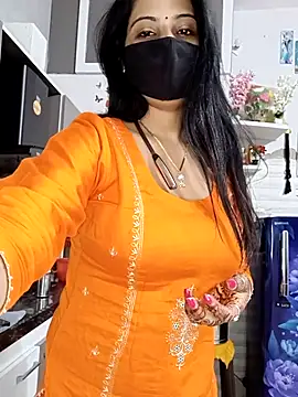 Snapshot of Best-Couple chatting on 17, 2, 2026 Best-Couple online show from 17, 2, 2026