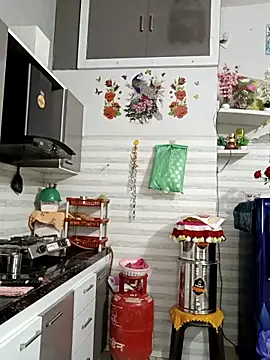 Best-Couple online show from 14, 4, 2026