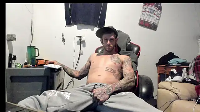 Snapshot of JamesMichael88 chatting on 1, 3, 2025 JamesMichael88 online show from 1, 3, 2025