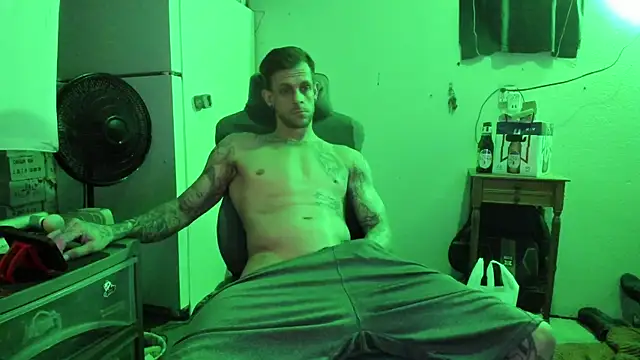 Snapshot of JamesMichael88 chatting on 18, 3, 2025 JamesMichael88 online show from 18, 3, 2025