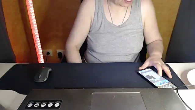 Snapshot of Sweet_Phoenix chatting on 26, 5, 2026 Sweet Phoenix online show from 26, 5, 2026