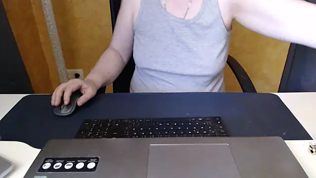 Snapshot of Sweet_Phoenix chatting on 4, 6, 2026 Sweet Phoenix online show from 4, 6, 2026