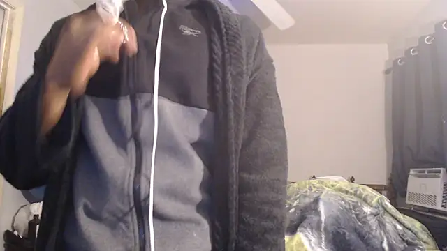 Snapshot of dominatingblacklove chatting on 14, 2, 2025 dominatingblacklove online show from 14, 2, 2025