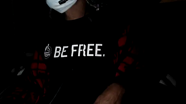 Snapshot of dominatingblacklove chatting on 19, 12, 2025 dominatingblacklove online show from 19, 12, 2025