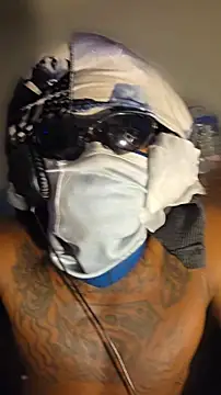 Snapshot of dominatingblacklove chatting on 29, 3, 2026 dominatingblacklove online show from 29, 3, 2026