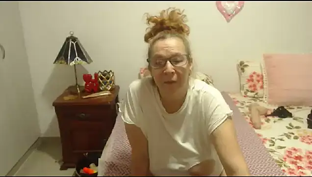 Snapshot of milchanel chatting on 10, 9, 2025 milchanel online show from 10, 9, 2025