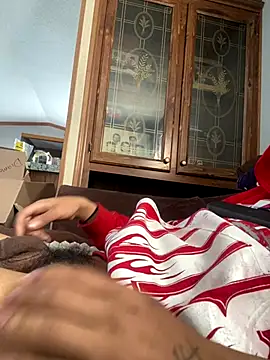 Snapshot of ivogih chatting on 21, 12, 2025 ivogih online show from 21, 12, 2025