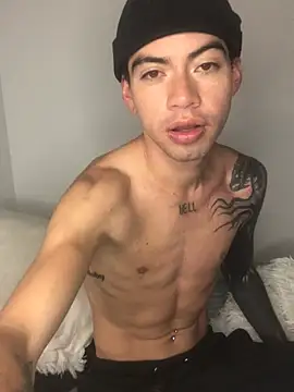 Henophiid online show from 11, 1, 2026