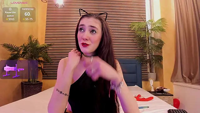 Snapshot of SamaraSinn chatting on 11, 3, 2025 SamaraSinn online show from 11, 3, 2025