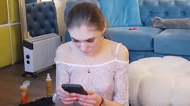 Snapshot of SamaraSinn chatting on 28, 11, 2025 SamaraSinn online show from 28, 11, 2025