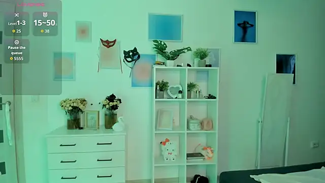 MiaVixxen online show from 2, 10, 2025