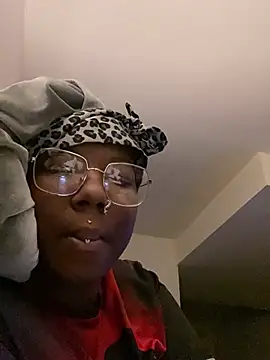 DamnBubbles online show from 11, 2, 2025