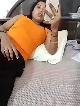 Snapshot of Rinku-Rani chatting on 15, 10, 2025 Rinku-Rani online show from 15, 10, 2025