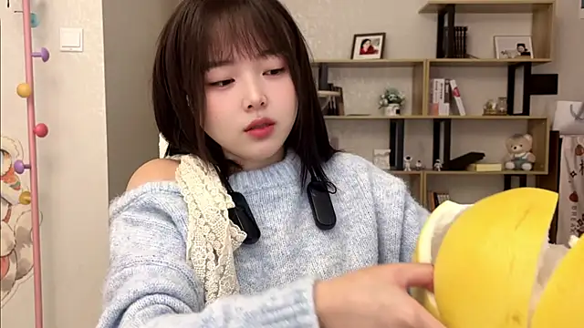 Chenjing0 online show from 23, 10, 2025