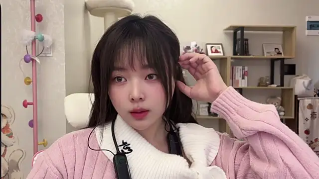 Chenjing0 online show from 30, 11, 2025