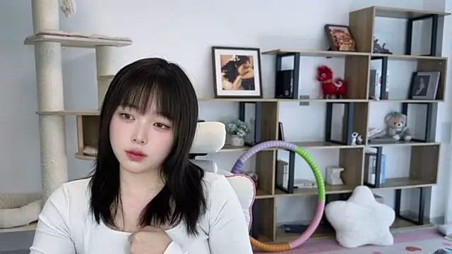 Chenjing0 online show from 15, 4, 2026