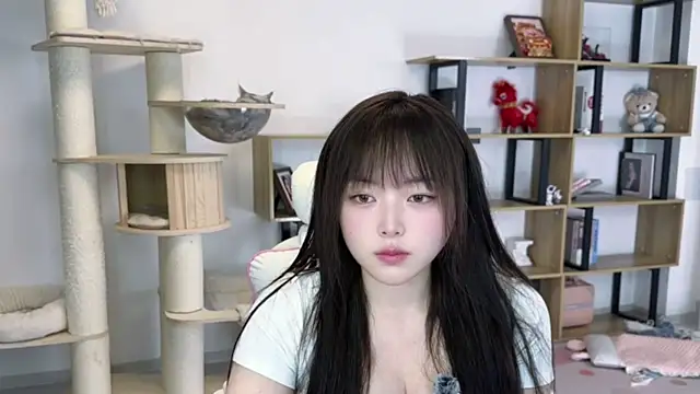 Snapshot of Chenjing0 chatting on 28, 4, 2026 Chenjing0 online show from 28, 4, 2026