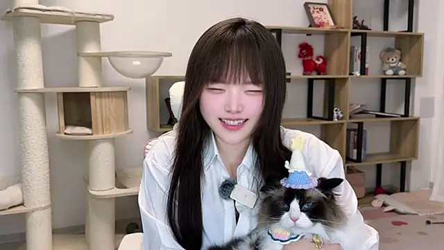 Snapshot of Chenjing0 chatting on 16, 5, 2026 Chenjing0 online show from 16, 5, 2026