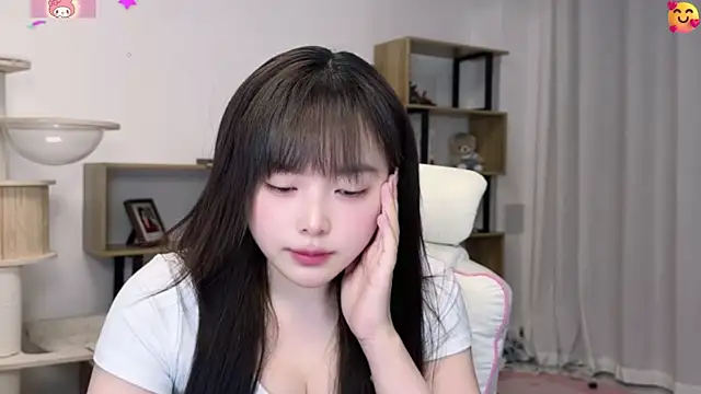 Snapshot of Chenjing0 chatting on 8, 6, 2026 Chenjing0 online show from 8, 6, 2026