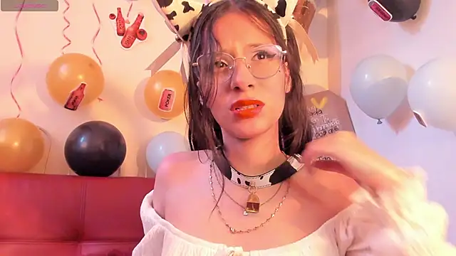 Snapshot of Misha_Lover chatting on 22, 9, 2025 Misha Lover online show from 22, 9, 2025