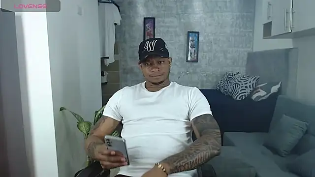 Snapshot of Josep_Ston chatting on 9, 9, 2025 Josep Ston online show from 9, 9, 2025