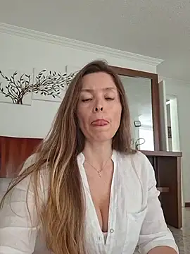 karina warthon online show from 26, 5, 2026