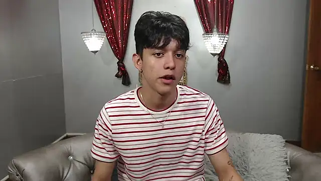 Snapshot of jisuscat chatting on 10, 3, 2025 jisuscat online show from 10, 3, 2025