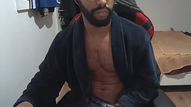 Snapshot of kevi_cocks chatting on 10, 1, 2025 kevi cocks online show from 10, 1, 2025