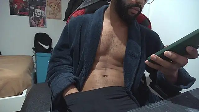 Snapshot of kevi_cocks chatting on 18, 1, 2025 kevi cocks online show from 18, 1, 2025