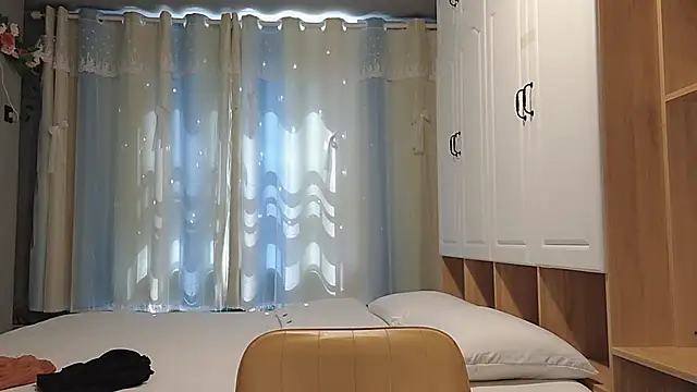 Lucky-xiuxiu online show from 20, 3, 2025