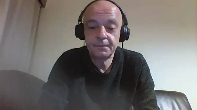 Snapshot of horndude187187 chatting on 3, 1, 2025 horndude187187 online show from 3, 1, 2025