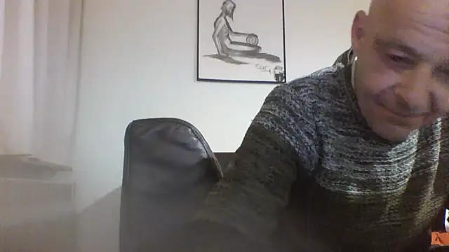 Snapshot of horndude187187 chatting on 6, 1, 2025 horndude187187 online show from 6, 1, 2025