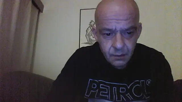 Snapshot of horndude187187 chatting on 15, 1, 2025 horndude187187 online show from 15, 1, 2025