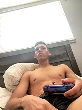 Snapshot of leisurelycriminal chatting on 4, 10, 2025 leisurelycriminal online show from 4, 10, 2025