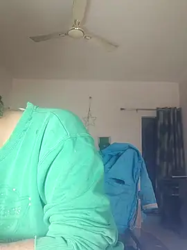 Snapshot of MAGNETICDADDY8 chatting on 13, 1, 2026 MAGNETICDADDY8 online show from 13, 1, 2026