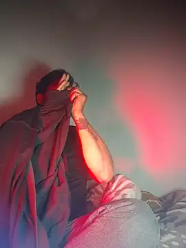 Snapshot of MAGNETICDADDY8 chatting on 17, 1, 2026 MAGNETICDADDY8 online show from 17, 1, 2026