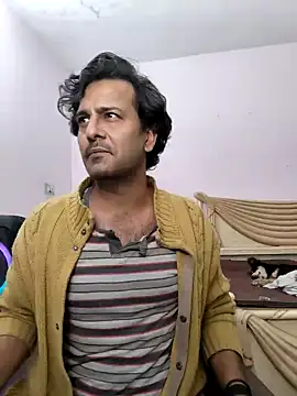 Snapshot of MAGNETICDADDY8 chatting on 23, 3, 2026 MAGNETICDADDY8 online show from 23, 3, 2026