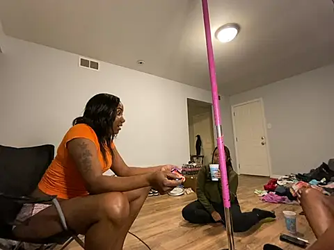 Snapshot of Yoshibaby2670 chatting on 23, 3, 2025 Yoshibaby2670 online show from 23, 3, 2025