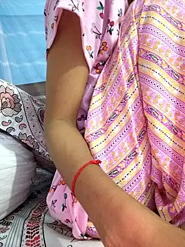 Snapshot of 124pakhi chatting on 7, 10, 2025 124pakhi online show from 7, 10, 2025