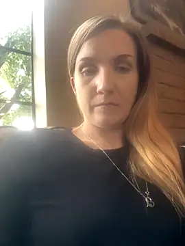 Snapshot of Kitty_DaCocks chatting on 14, 11, 2025 Kitty DaCocks online show from 14, 11, 2025