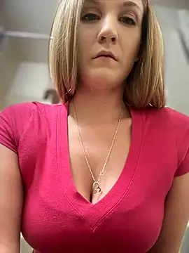 Kitty DaCocks online show from 4, 8, 2026