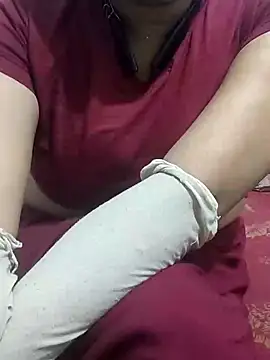 Snapshot of mallupriyapriya chatting on 12, 1, 2025 mallupriyapriya online show from 12, 1, 2025