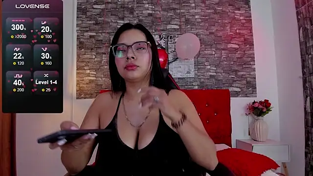 Snapshot of Emily_sc chatting on 14, 2, 2025 Emily sc online show from 14, 2, 2025