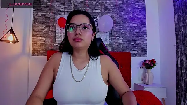 Snapshot of Emily_sc chatting on 14, 2, 2025 Emily sc online show from 14, 2, 2025