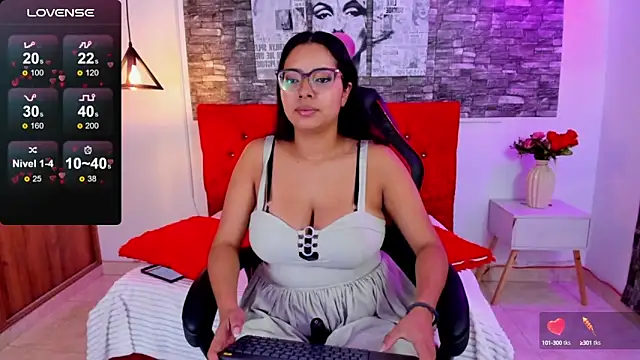 Snapshot of Emily_sc chatting on 30, 9, 2025 Emily sc online show from 30, 9, 2025