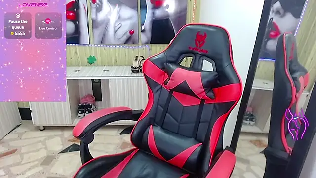 Anniee x online show from 30, 1, 2025