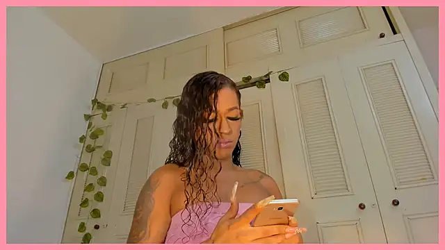 Snapshot of Kenny_Town chatting on 21, 9, 2025 Kenny Town online show from 21, 9, 2025