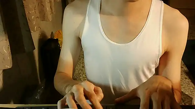 Snapshot of KYU890428 chatting on 4, 10, 2025 KYU890428 online show from 4, 10, 2025