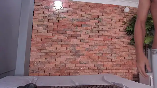 Snapshot of adam_piarse01 chatting on 19, 12, 2025 adam piarse01 online show from 19, 12, 2025