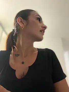 Samantha bigboobs online show from 24, 2, 2026